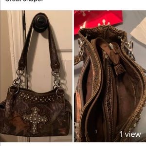 Camo purse